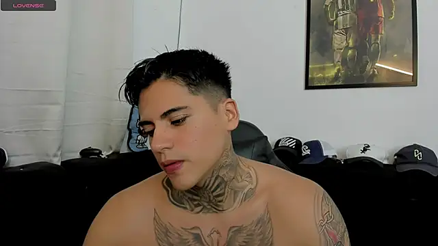 mad_maxxx2 Adlı Modelin Canlı XXX Sohbeti