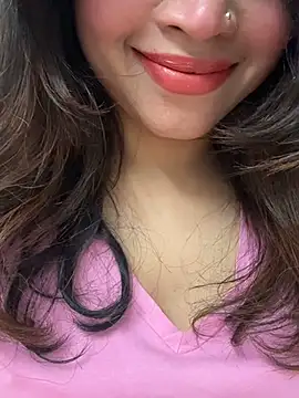 riya_sharma11 Adlı Modelin Web Kamerası Şovu