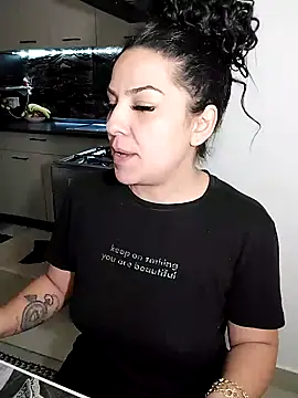 hot-babygirl 网络视讯表演