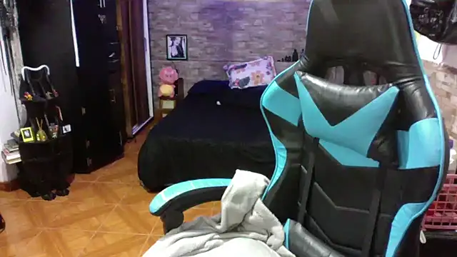 AngelaQueen_: απευθείας συνομιλία ΧΧΧ