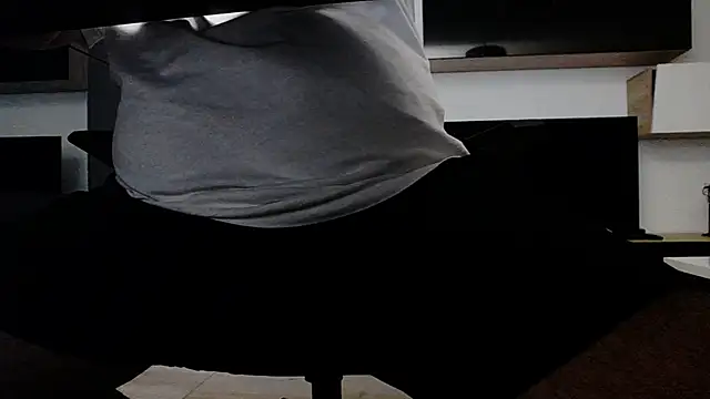 DravenPeak Chat XXX live