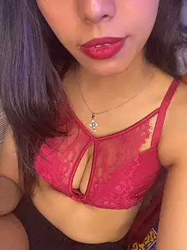 Kylie_Rai Pertunjukan Webcam