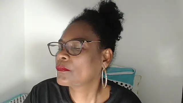 dana-black Pertunjukan Webcam