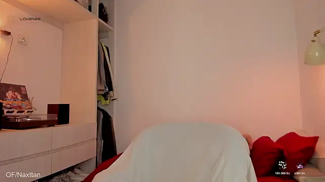 Show modela Naxttan na web-kameri