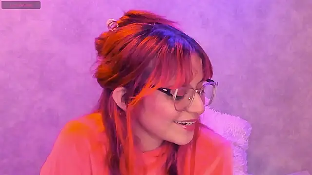 RedMeloddy 现场XXX聊天