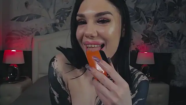 MaeveMoon's Live XXX Chat