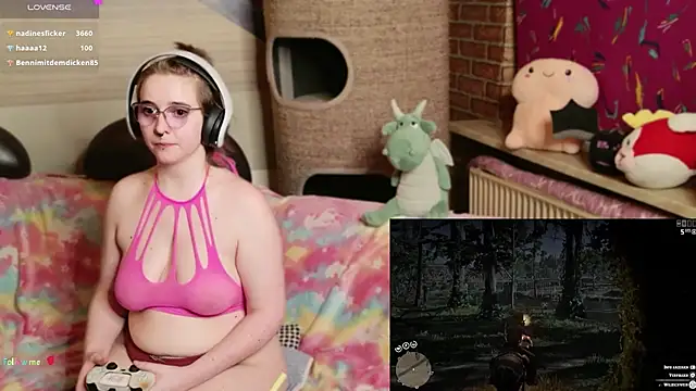 Chat XXX en directo de GamerGirl_Eve