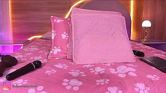 danna_berlin_ Live XXX Chat