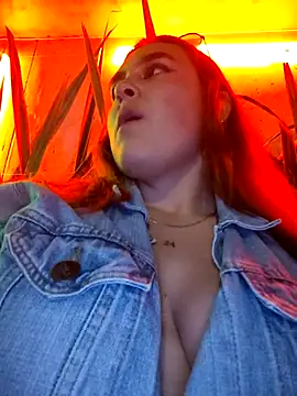 katty_42 Webcam-Show