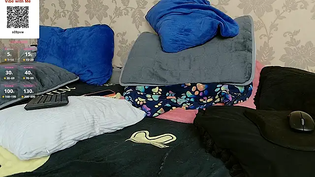 Show modela MartinBrandon na web-kameri