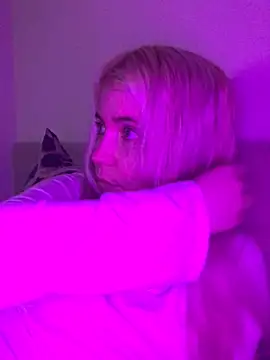 Sembang XXX Secara Langsung Blondie_Sofia_Essexbabe