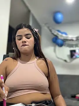 Chatroom XXX en direct de Kaily_Sweet16