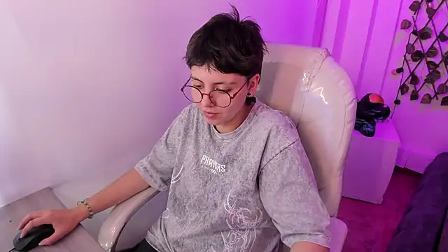 Nathaly_ds' Live XXX Chat