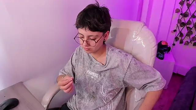 Nathaly_ds – Naživo XXX chat