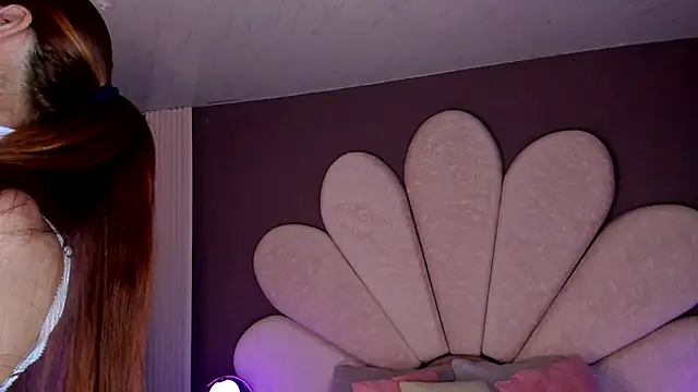 แชท XXX สดของ LolaGray__