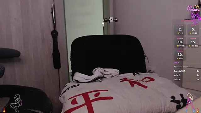 Chat +18 de scarlett_diamond11 ao vivo