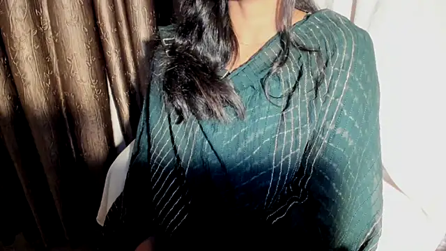 Chat XXX Live TheShyGirl_