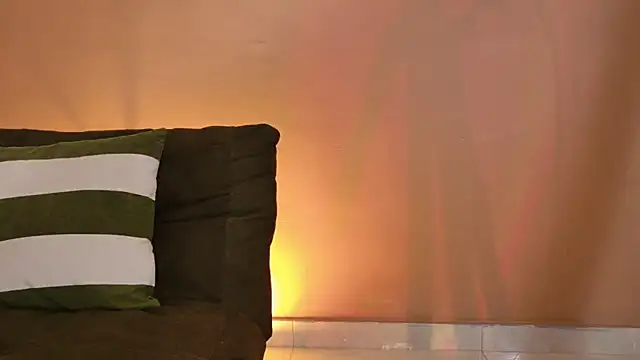 miaa_lux's Live XXX Chat