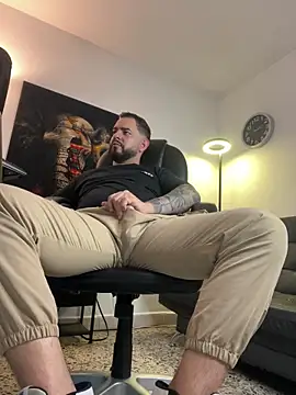 Chat XXX Live Ethan_Castellano