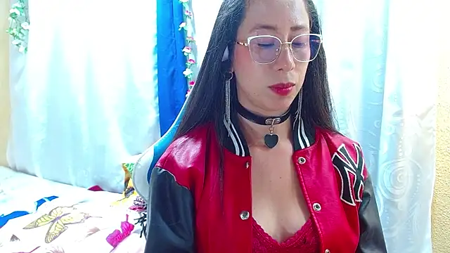 Chat XXX ao vivo de Gia_leinn