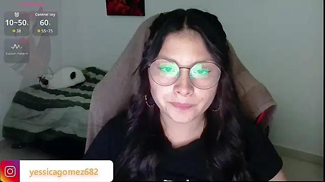 yessica_gomez01 élő XXX-chatje