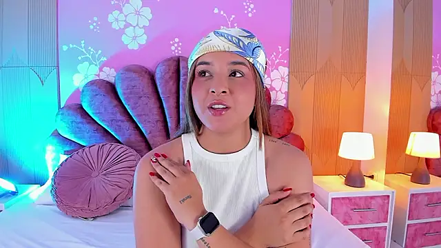 Sara_colyn's Live XXX Chat