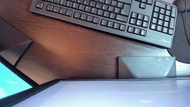 IvyGreen3's Webcam Show