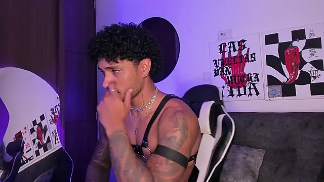 Alessandro_Vanni Live XXX Chat