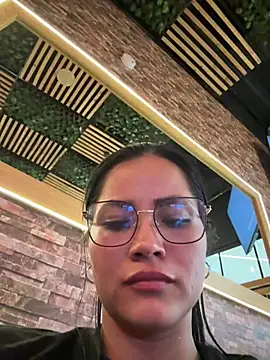 scarlet-kennedy98's Live XXX Chat