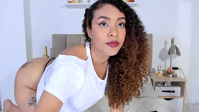 Zoe_Gruber élő XXX-chatje