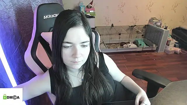 Crazy_forest_fairy's Live XXX Chat