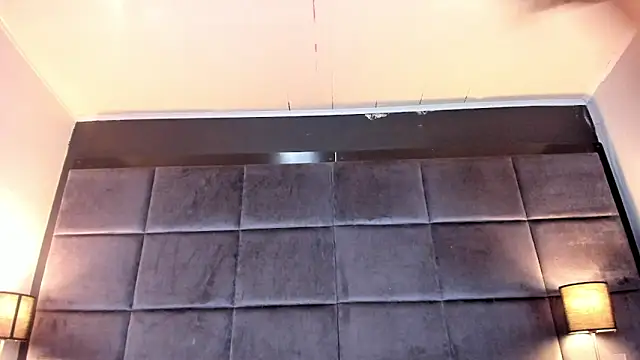 CHERRYY_BOMB_ Show Webcam