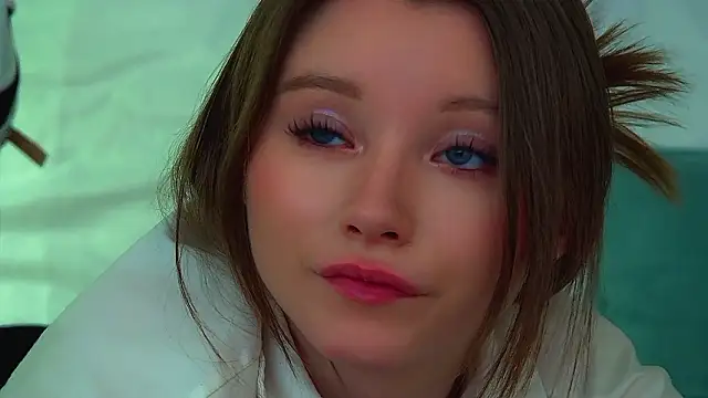 Chat XXX en directo de KeiraAsti