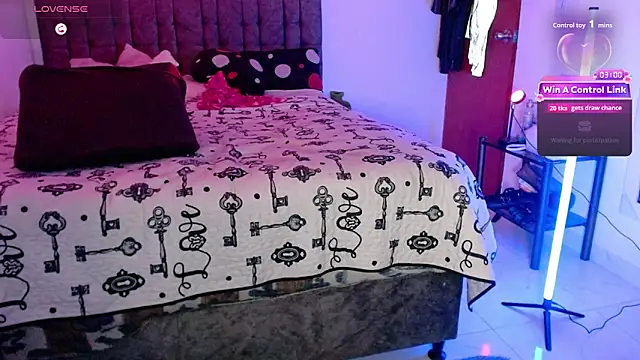 lilitth777 Live XXX Chat