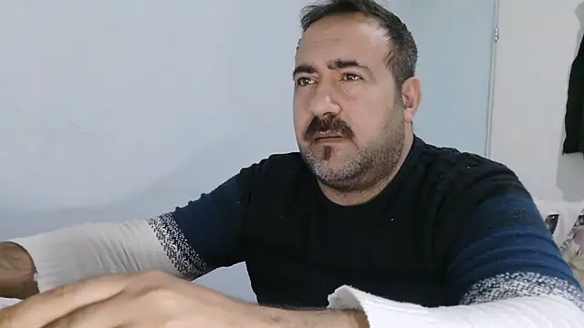 Онлайн чат XXX mio_jaks