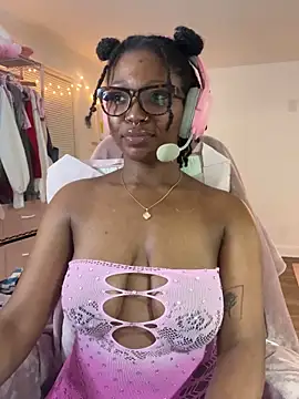 XXX chat uživo modela mochamimi