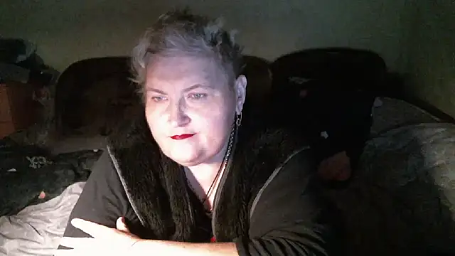 Lana555 লাইভ XXX চ্যাট