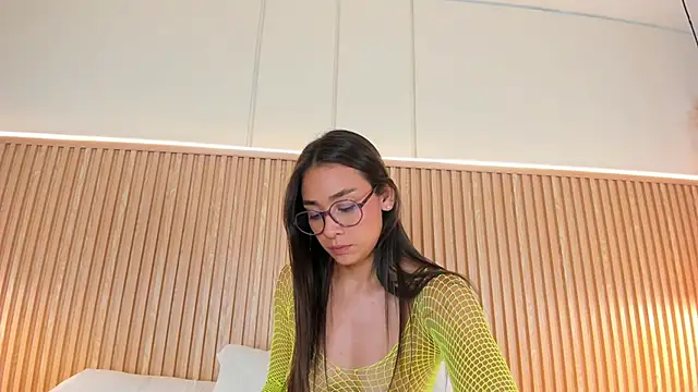NahimiThompson 라이브 XXX 채팅