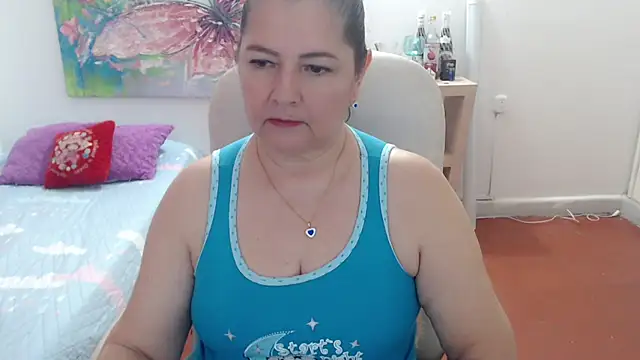 leonela_69 现场XXX聊天