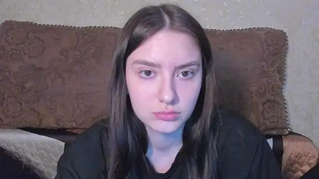 love_lina_muuur Show Webcam