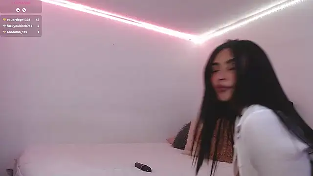 Melaniie01 élő XXX-chatje