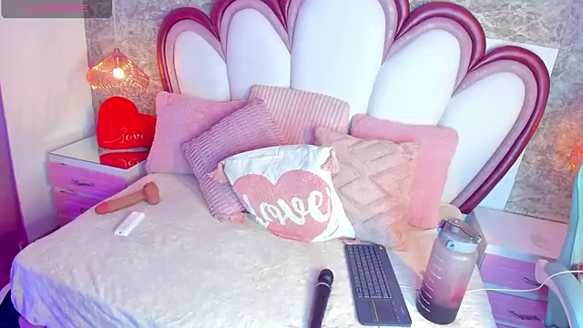 EmmaCrush লাইভ XXX চ্যাট