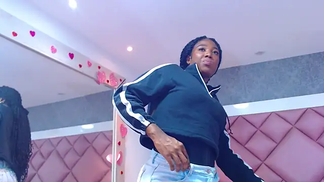 Thegreatoneladyn Webbikameraesitys