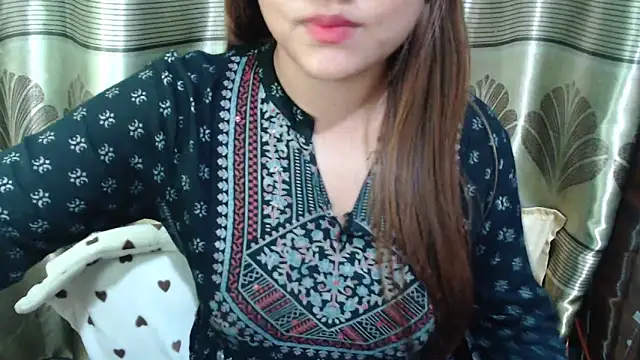 queen_angelina: онлайн-секс-чат