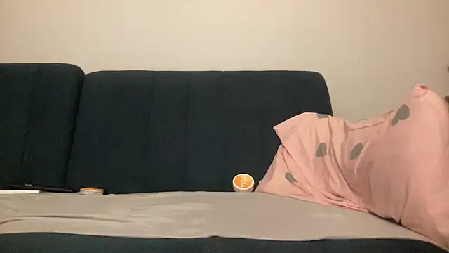 Pokazy przed kamerką – Sasha__Love