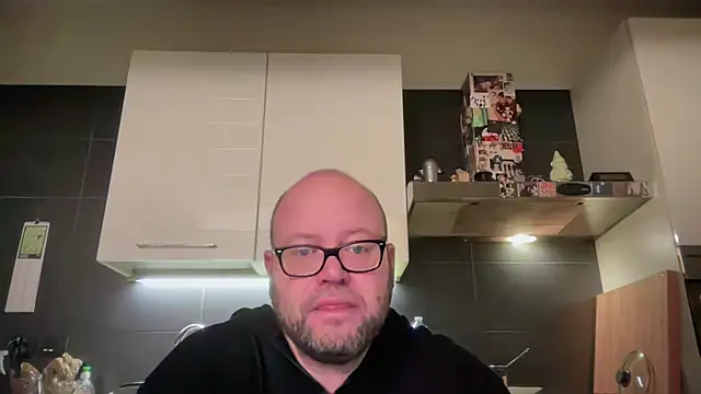 theitalianbear Show Webcam