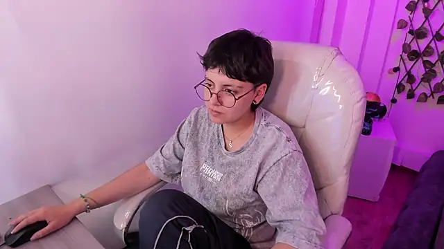 Nathaly_ds Chat XXX in diretta