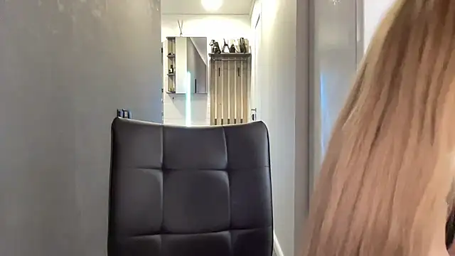 MARTINIKatx Live XXX Chat