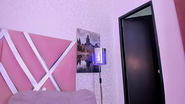 Chatroom XXX en direct de Helenn_monroy1