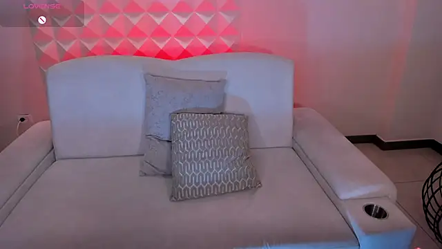 MariaHerrera_ Adlı Modelin Canlı XXX Sohbeti